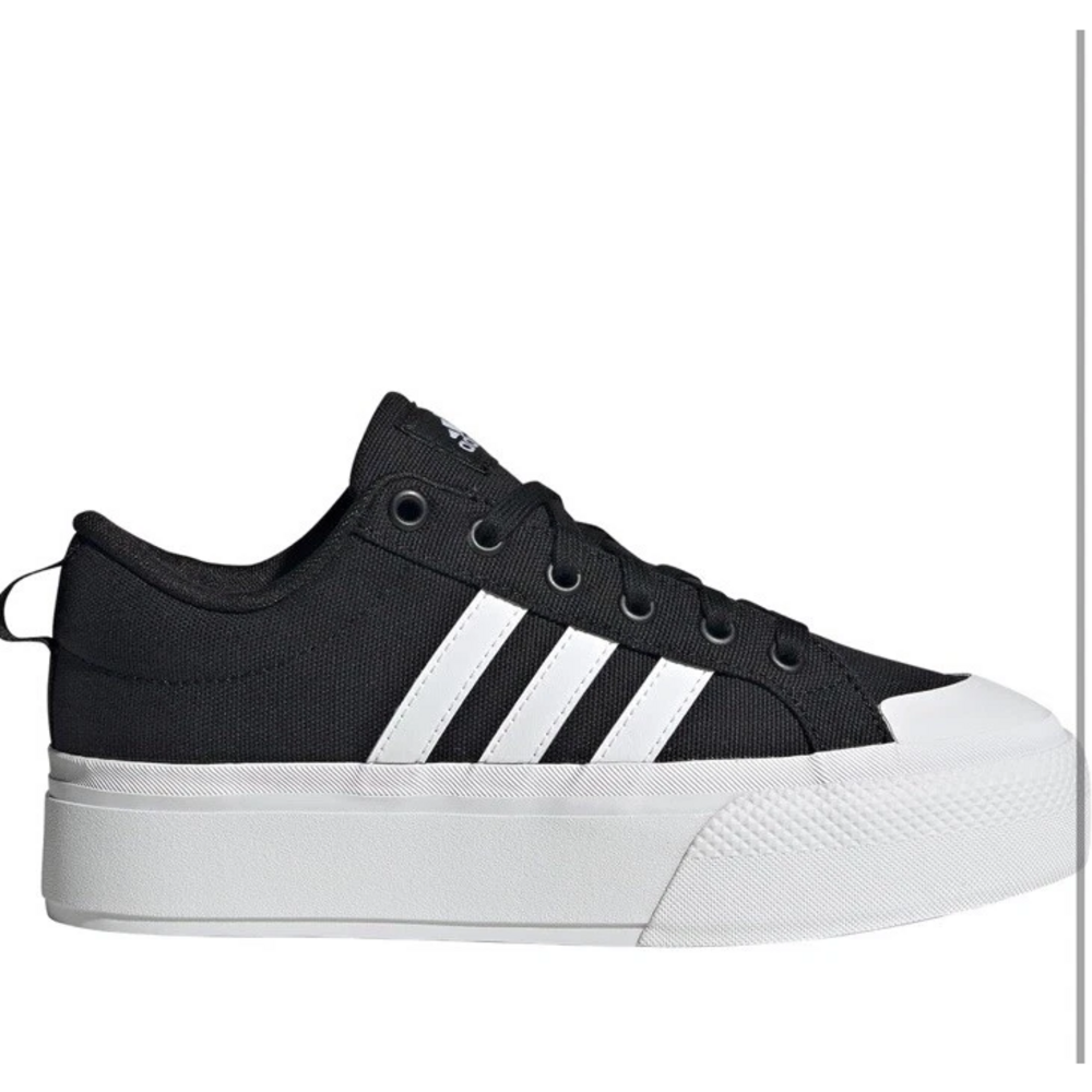 New/ adidas Bravada 2.0 Platform Women’s Size 8 Black White W